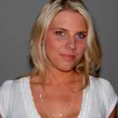 Indulge in Blissful Relaxation with Roseline